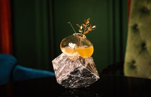 Mirror Bar